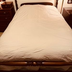 Matouk Full/Queen duvet cover NWOT